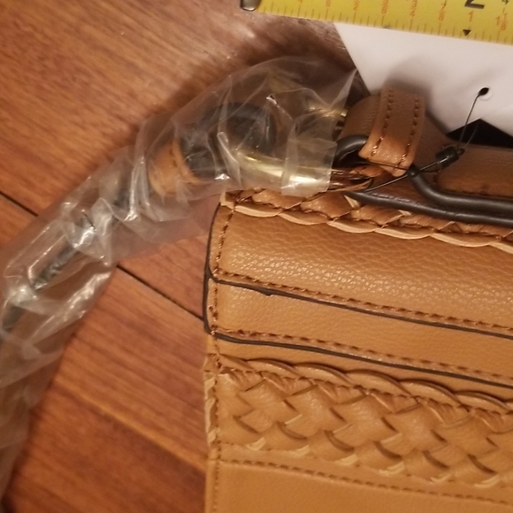 Just Fab vegan tan hobo NWT - Picture 7 of 15